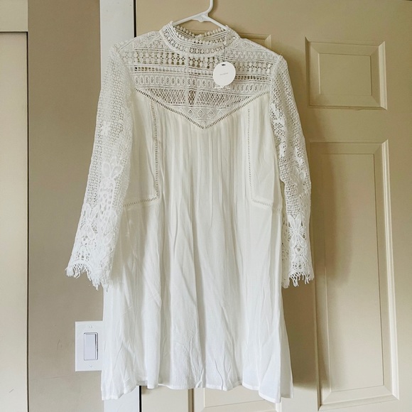 Brand new midi dress with lace